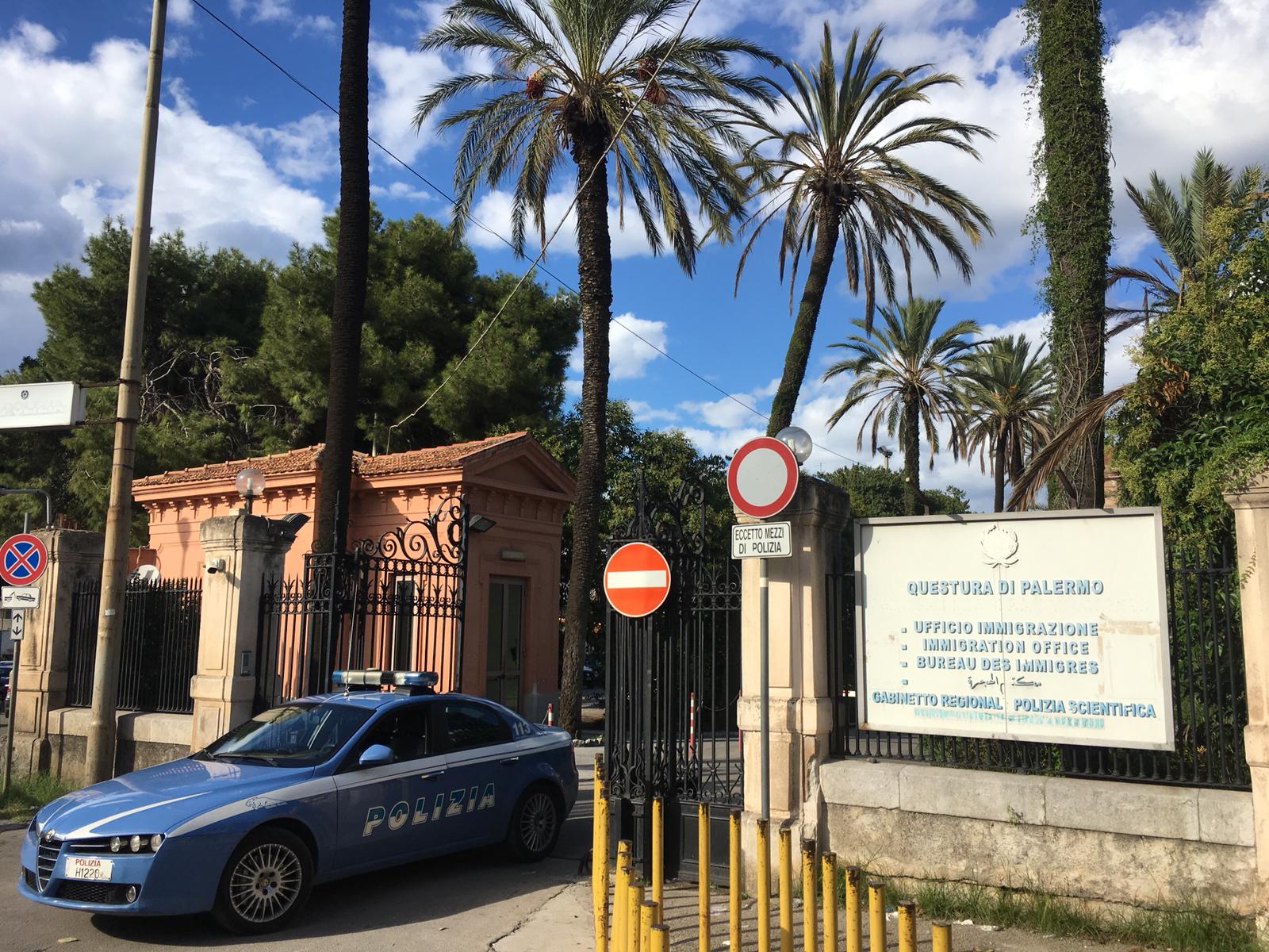 Palermo, cittadina rumena viene rimpatriata. La donna è accusata di sfruttamento della prostituzione minorile