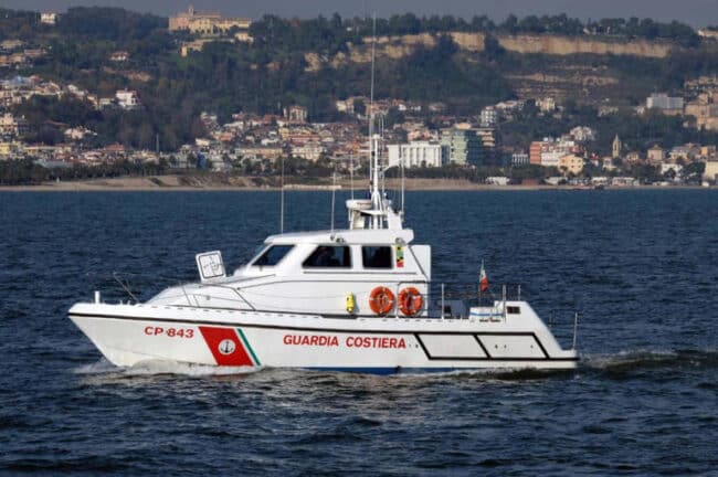 Migranti, 22 salvati a Pozzallo; 63 sbarcati a Lampedusa