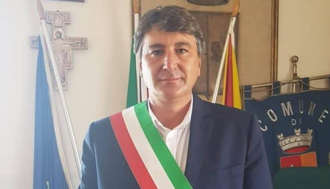 “Dica a Zambito di farsi la scorta”, telefonata anonima intimidatoria per il sindaco di Siculiana