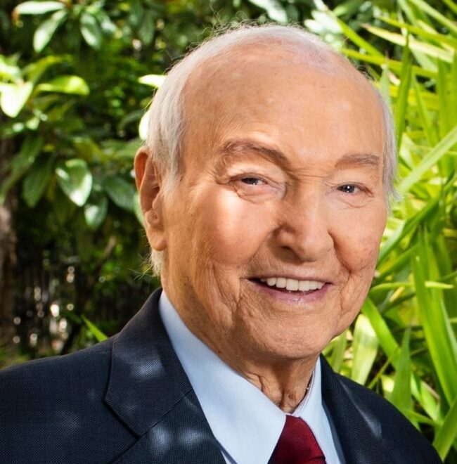 È morto Piero Angela, colui che amava divulgare la scienza: pietra miliare della tv italiana