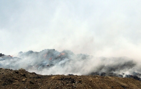 Ancora fiamme nella discarica di Bellolampo, è l’unico incendio ancora attivo nel capoluogo