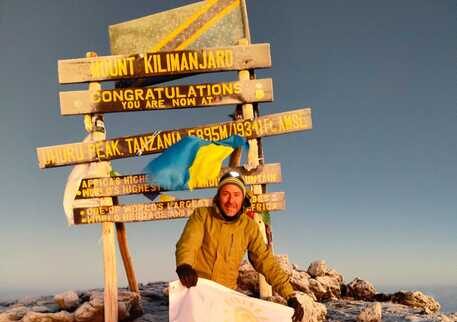 L’impresa di Guglielmo Venticinque, il siracusano sulla cima del Kilimangiaro realizza il suo sogno