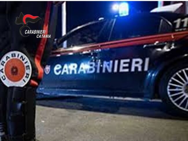 In giro con la bici vende droga agli adolescenti: arrestato un pusher a Catania