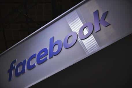 Facebook blocca oltre 1.600 account falsi: erano legati alla propaganda russa