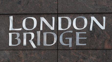 Morte Regina Elisabetta II, scatta il piano “London Bridge”: cosa accadrà adesso? – DETTAGLI