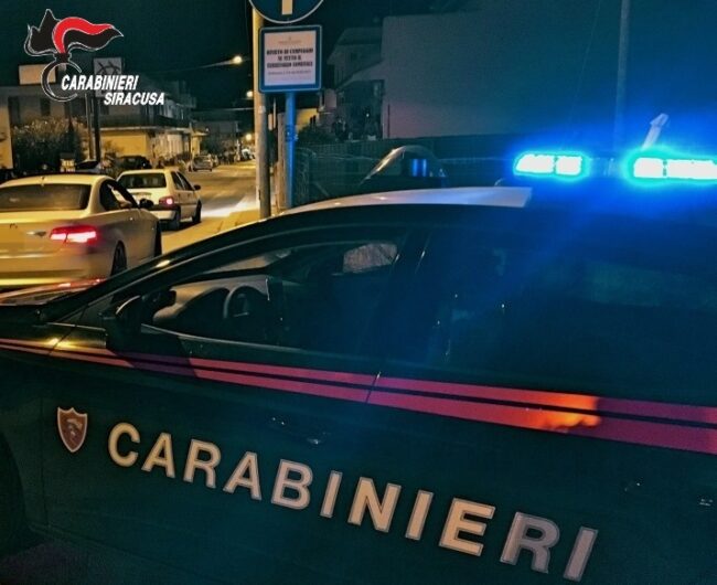 A spasso per le vie cittadine nonostante gli arresti domiciliari: arrestato pregiudicato