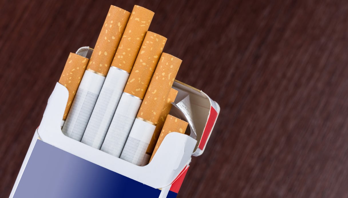 Tra prezzi in rialzo, economia in fermento e restrizioni: acquistare sigarette all’estero diventa un lusso?