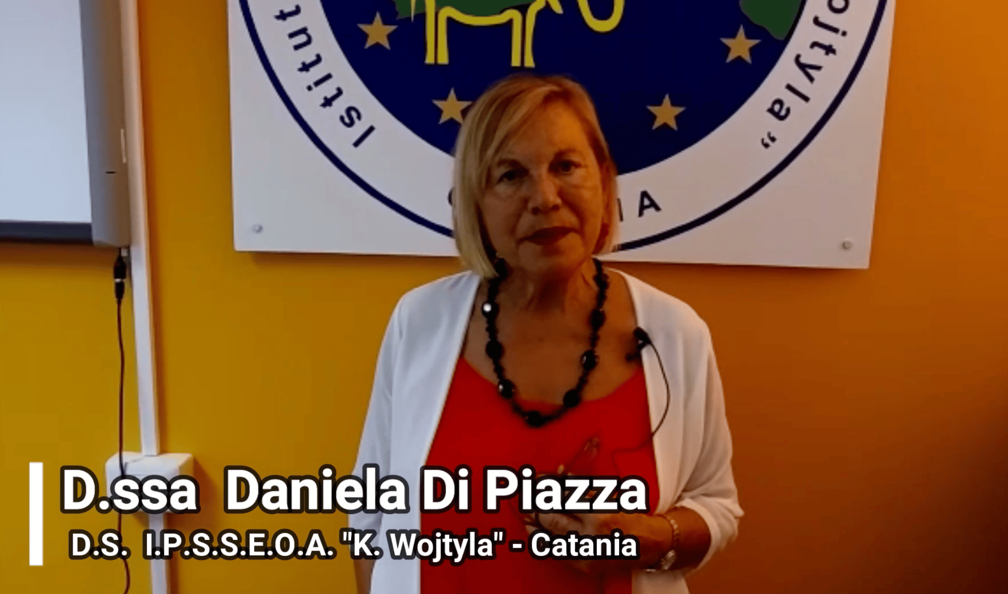 Si riparte all’IPSSEOA “Karol Wojtyla” di Catania con “tante cose che bollono in pentola” – IL VIDEOMESSAGGIO DELLA DIRIGENTE DI PIAZZA