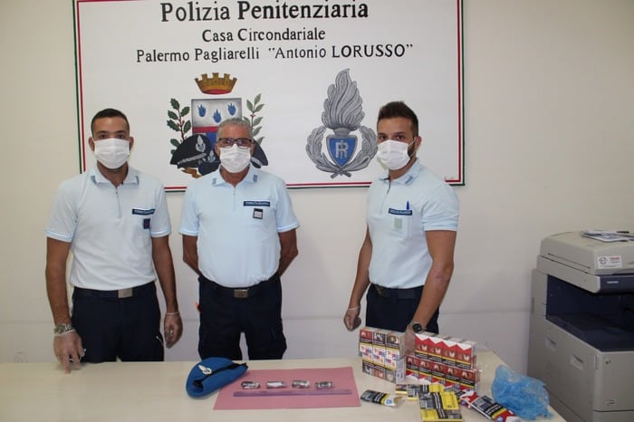 Droga e sigarette in cella: la scoperta della polizia penitenziaria nel carcere Pagliarelli