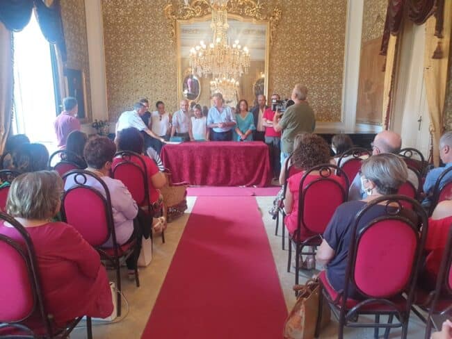 Giarre, firmati i contratti di stabilizzazione dei lavoratori precari del Comune