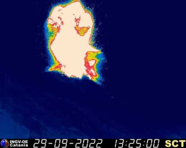 Forte esplosione vulcanica a Stromboli: scossa avvertita per diversi minuti