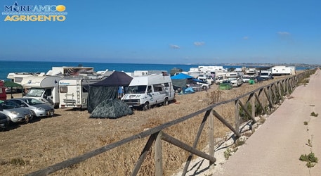 Esposto di Mareamico, camper occupano in modo abusivo la spiaggia di Menfi