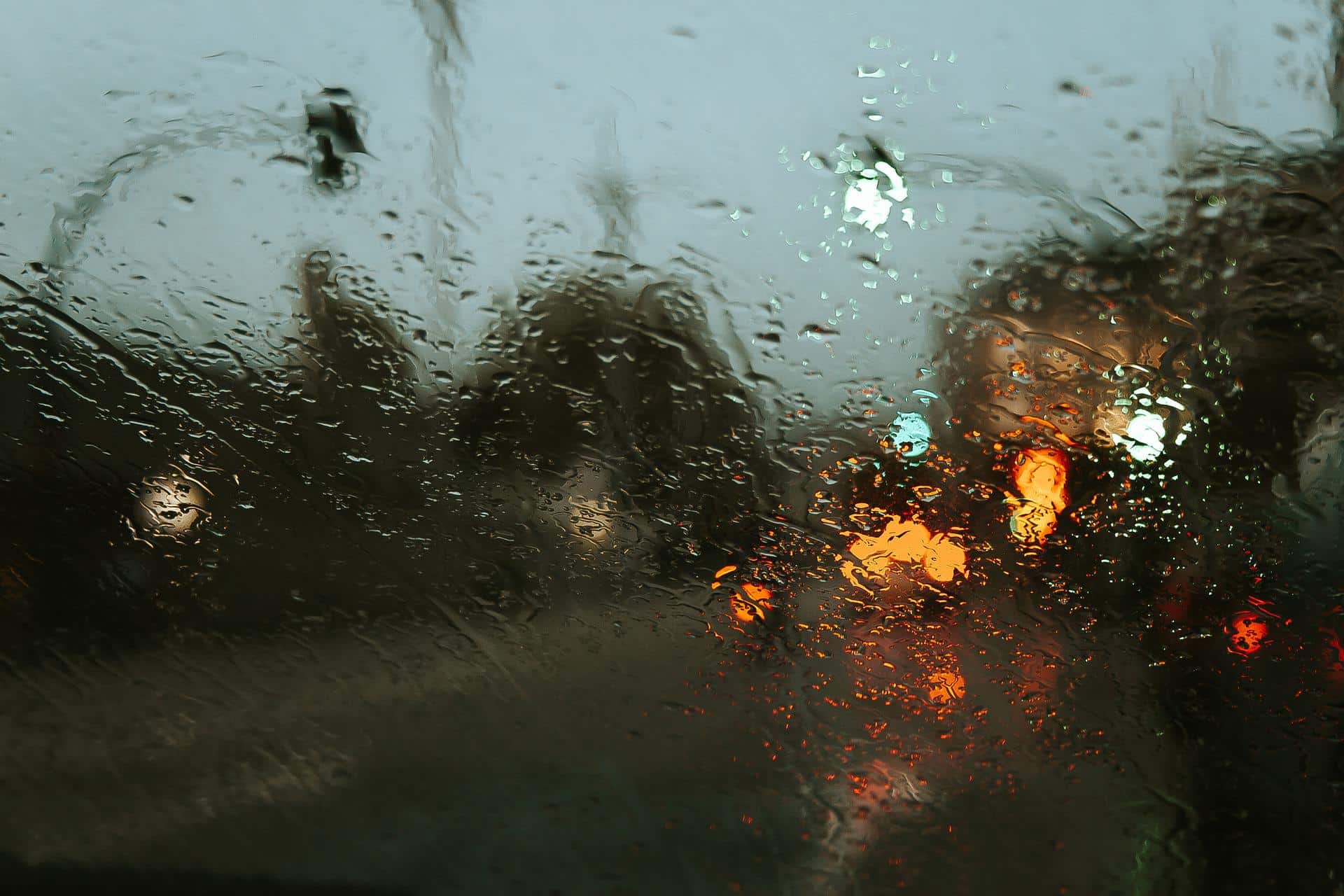 Meteo, rovesci e temporali in Sicilia: le previsioni per domani