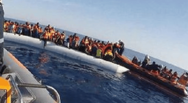 Barchino alla deriva soccorso dalle autorità italiane: Alarm Phone aveva lanciato l’SOS
