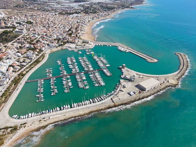Il magnate Gauci acquista il porto di Ragusa. Malta collegata con la città siciliana