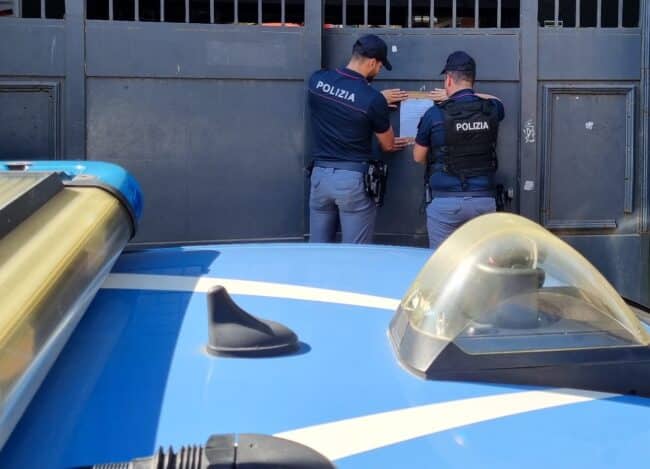 Attività sospesa per un locale del porto di Catania e un lido della Playa