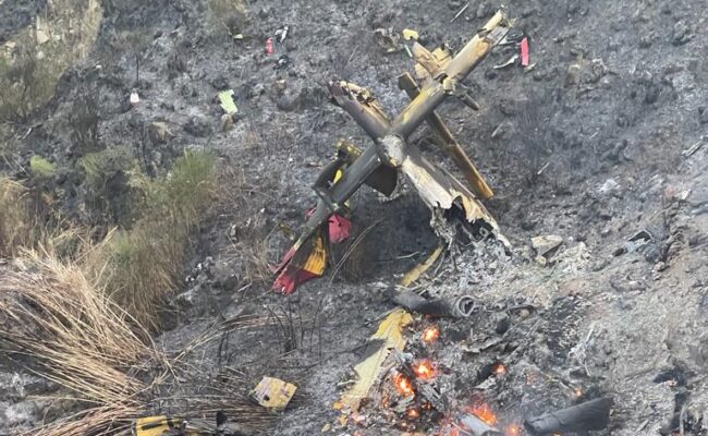 Aggiornamento incidente Canadair Linguaglossa, il VIDEO dello schianto: in corso le ricerche dei due piloti