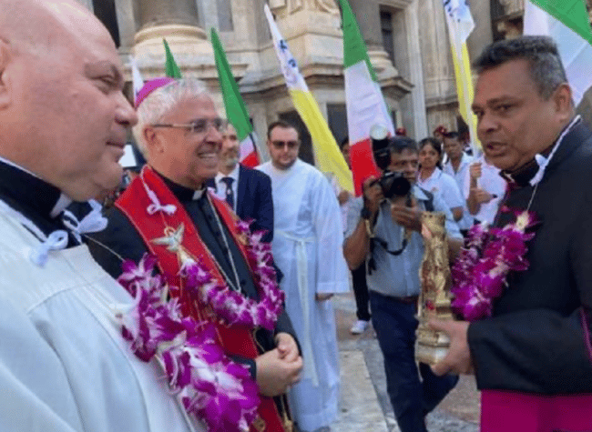 La Comunità Srilankese in festa con Sant’Agata al Duomo di Catania