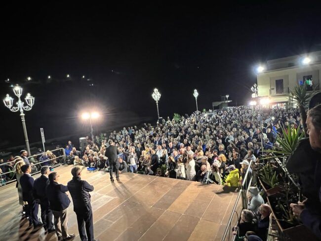 Regionali, De Luca lancia il “Governo Ombra”: “Saremo la proposta alternativa al Governo Schifani”