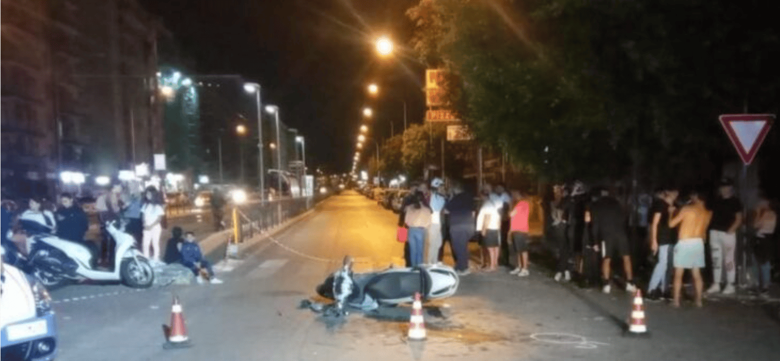 Incidente in via Leonardo da Vinci, tre mezzi coinvolti ma uno fugge via: diversi feriti