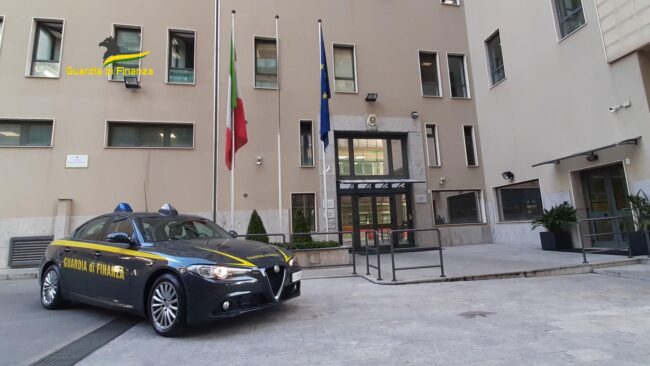 Avrebbe commissionato a mafiosi il pestaggio di alcuni rapinatori: sequestro al “re dei saponi”- VIDEO