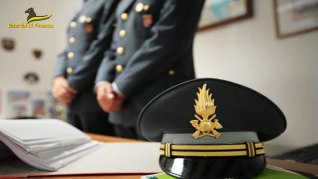 Reddito di cittadinanza a condannati per mafia e detenuti: sequestro da oltre 50 mila euro