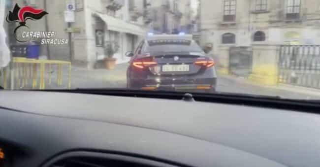 Operazione antimafia: cinque arresti per tentate estorsioni, minacce e violenza