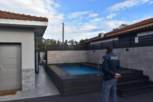 Sequestro da due milioni e mezzo ai vertici del clan Cappello: c’è una villa di lusso a Ippocampo – VIDEO