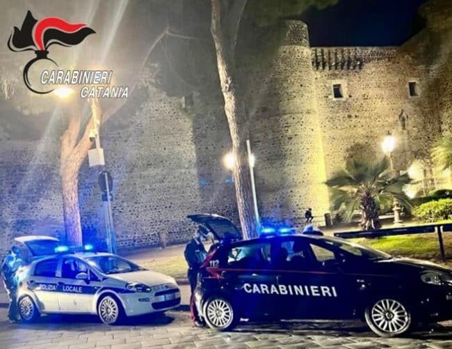 Catania, dalla denuncia di due parcheggiatori abusivi al sequestro di alimenti non tracciati