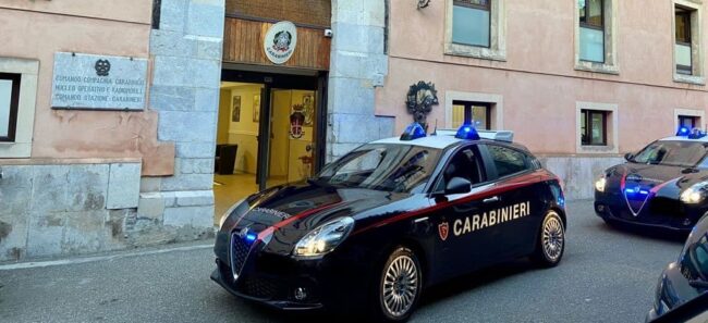 Operazione antidroga a Giardini Naxos: tre arresti e due denunce