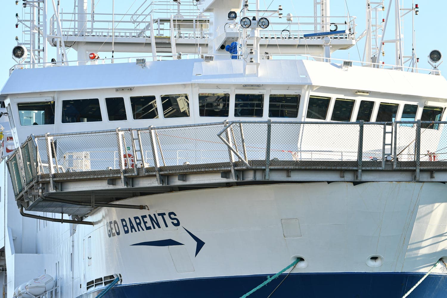 La Geo Barents lascia il porto di Catania e si dirige verso Augusta