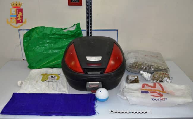 Servizi antidroga, due perquisizioni in casa finiscono con due arresti per spaccio