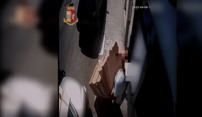 Rapina a un furgone di tabacchi, ricostruita dinamica e incastrati responsabili – VIDEO