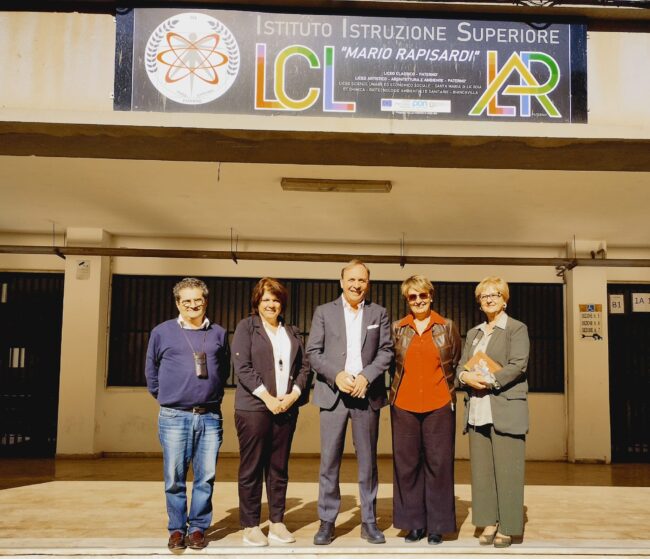 L’Istituto Mario Rapisardi un Liceo da sempre nel cuore di Paternò