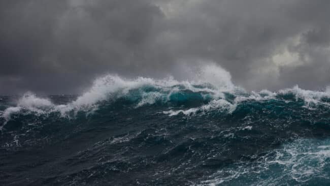 Isole Eolie “intrappolate” dal maltempo: anche una salma bloccata a Milazzo