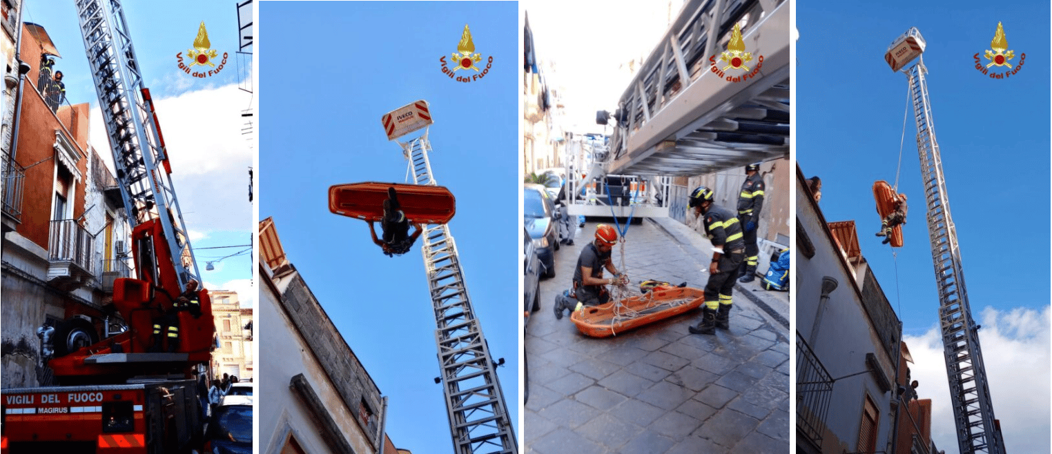 I vigili del fuoco soccorrono una donna obesa a Catania