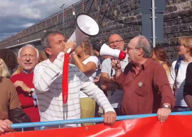 Migranti, anche la Geo Barents arrivata al porto di Catania