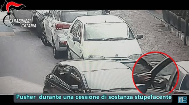Catania, arrestati i “grossisti” della droga dei Paesi Etnei: coinvolti i “Mussi i ficurinia”
