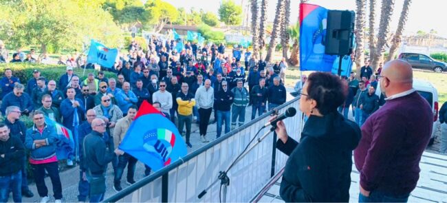 Vertenza Lukoil, Uil: “Priolo hub energetico del Mediterraneo”