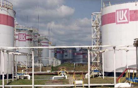 Lukoil, confermate le trattative per la vendita dell’industria: prevista applicazione del golden power