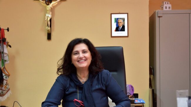 Mascherina in classe, i chiarimenti della Dirigente Calafiore dell’Istituto di Carini