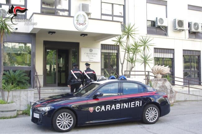 Spacciava cocaina e percepiva il Reddito di Cittadinanza: arrestato pusher