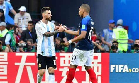 Mondiali 2022, Argentina-Francia la finale: solo un trono disponibile per Messi e Mbappé