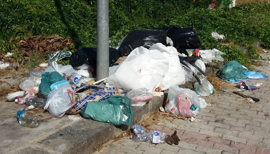 Confisca dell’auto a chi abbandona i rifiuti per strada a Caltagirone: “Tolleranza zero verso gli incivili”