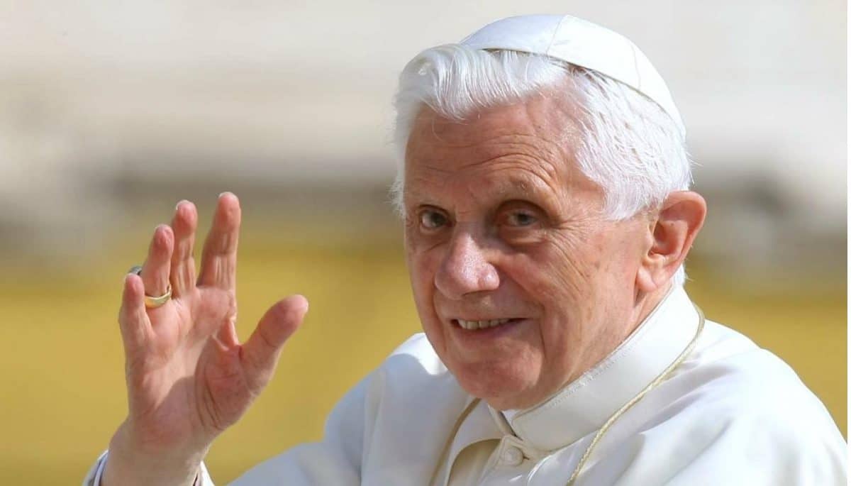 Papa Ratzinger morto all’età di 95 anni: il cordoglio di Lagalla e del vescovo Raspanti