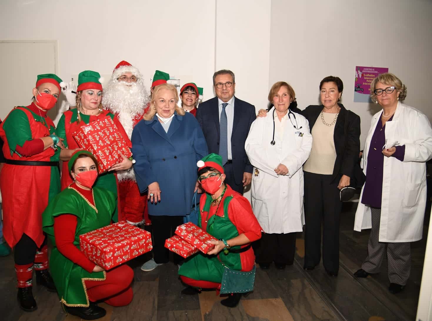 Natale, dalla Regione arriva un carico di regali per i bambini di un ospedale siciliano