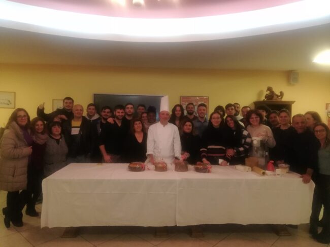 “Lievito madre e i grandi lievitati”, Rocco Cataneo intrattiene l’IPSSEOA “Karol Wojtyla” di Catania