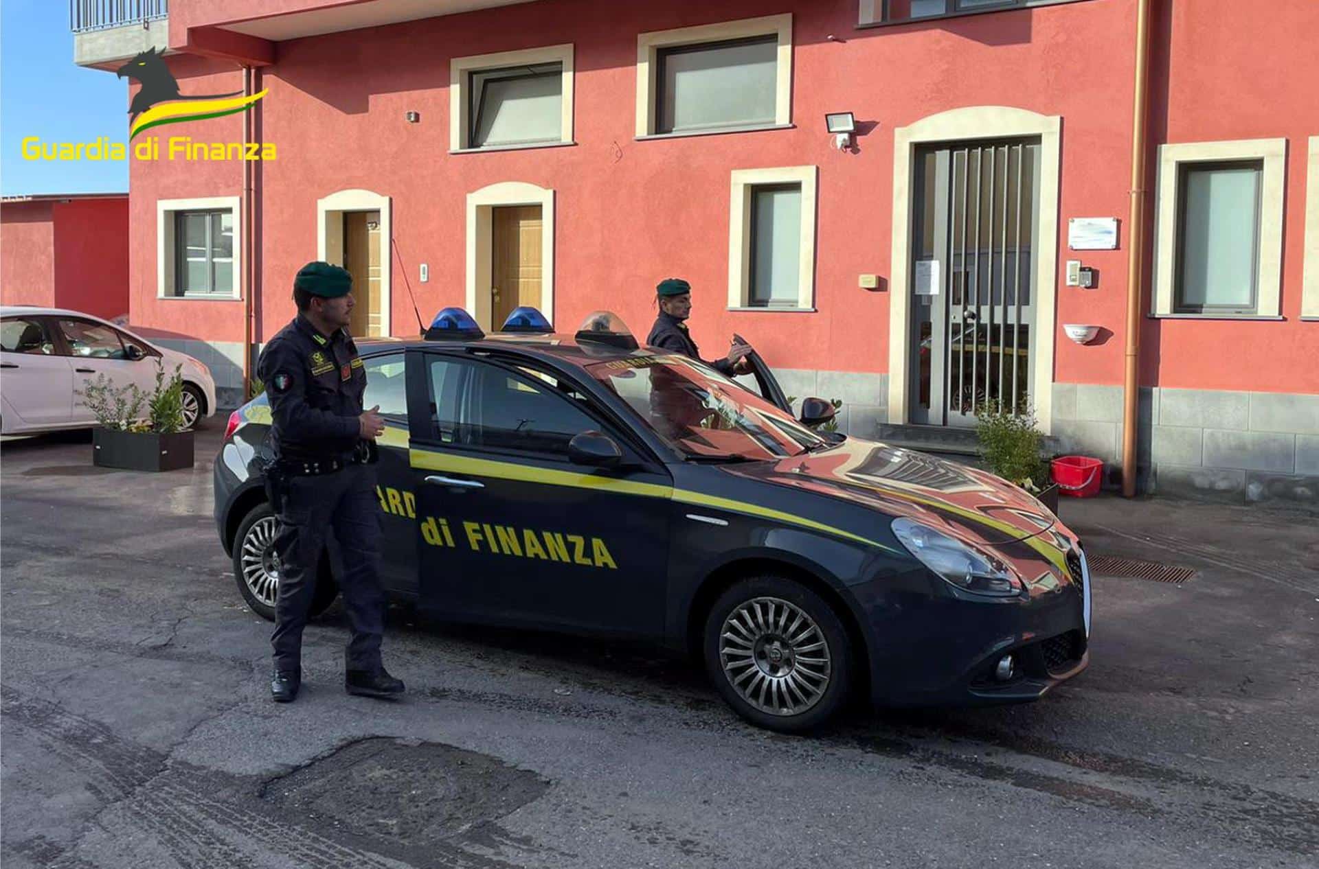 Raccolta rifiuti, quattro arresti a Catania: sequestro di 4,5 milioni di euro