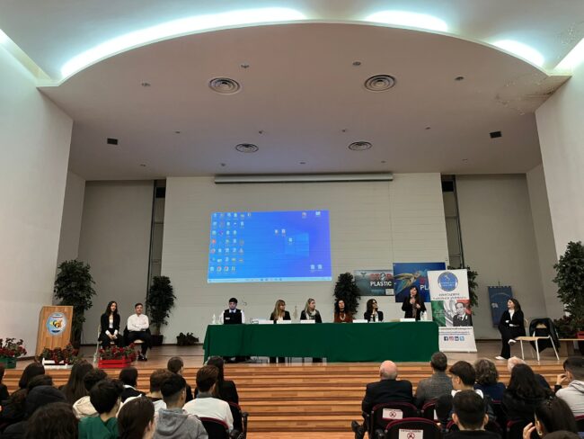 Violenza di genere, l’Associazione Nazionale Antimafia “Alfredo Agosta” incontra gli studenti dell’IIS “C. Gemmellaro” di Catania
