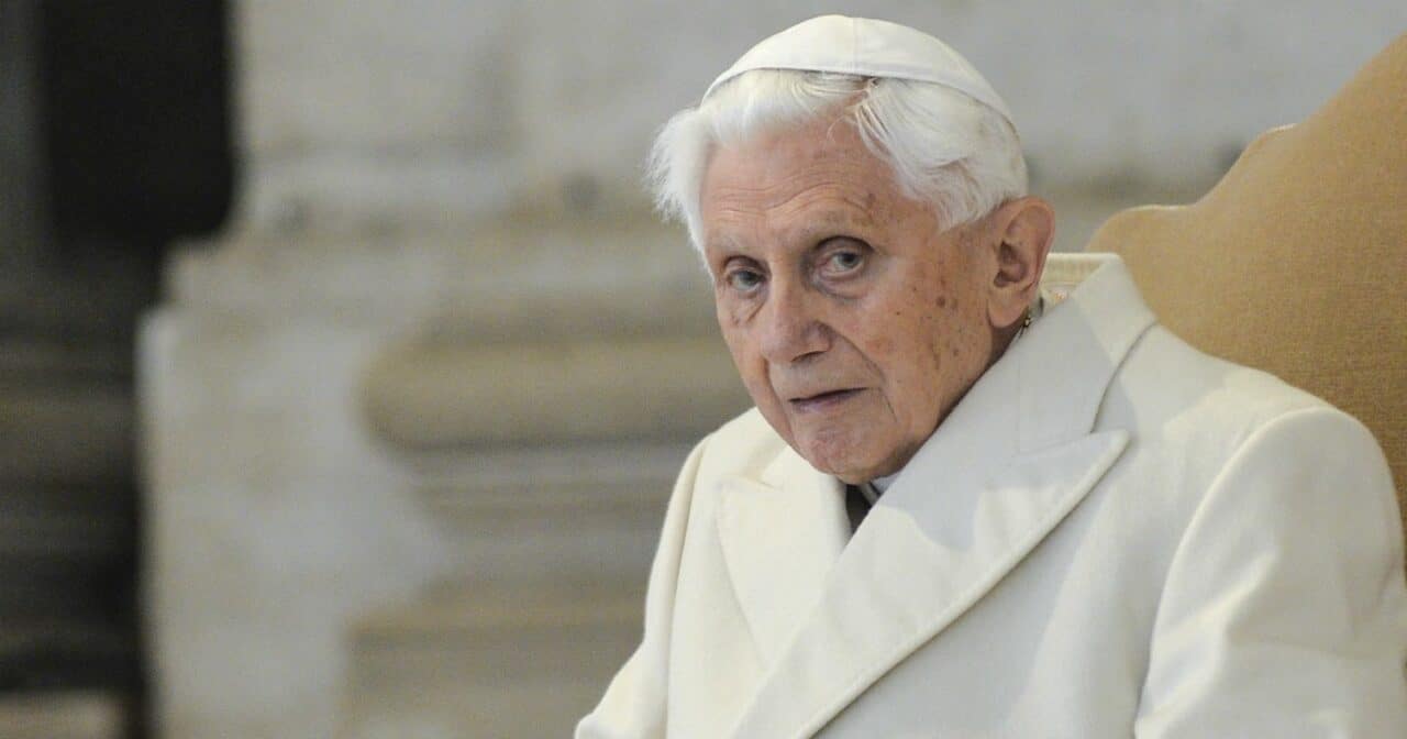 L’Arcidiocesi di Catania ricorda papa Benedetto XVI: il 4 gennaio Luigi Renna presiederà l’Eucarestia in suo ricordo